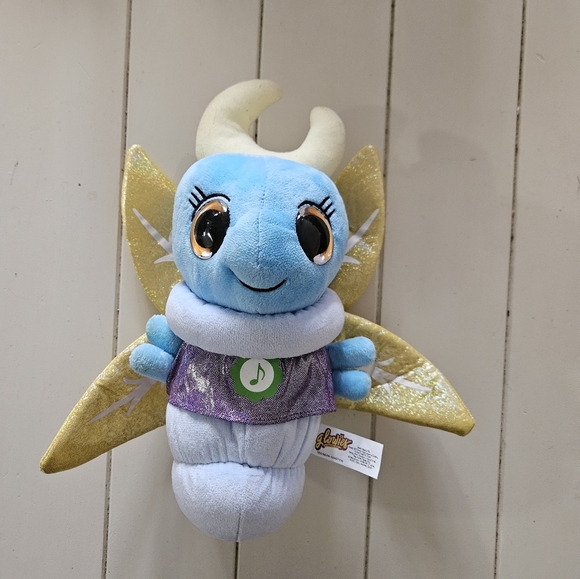 Glowies Firefly Blue and Gold Plush Toy. - Picture 4 of 6